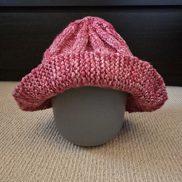 Vintage Granny Knit Hat - Picture 1 of 3